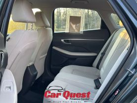 2023 Hyundai Sonata - Image 12