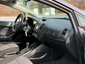2015 KIA FORTE SEDAN 4-CYL, GDI, 2.0 LITER EX SEDAN 4D