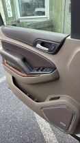 2017 Chevrolet Suburban Premier Sport Utility 4d - Image 18