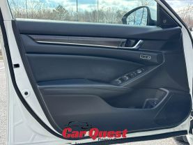 2018 Honda Accord Hybrid - Image 11