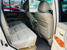 2004 LEXUS LX