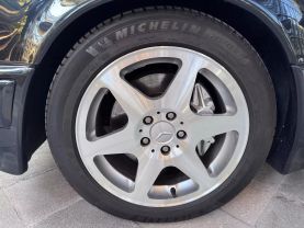 1995 MERCEDES-BENZ E500 - - SEDAN