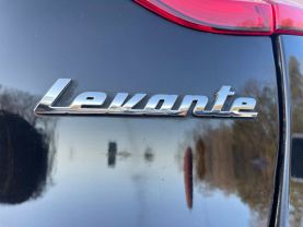 2017 Maserati Levante - Image 46