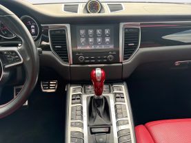 2018 PORSCHE MACAN SUV V6, TWIN TURBO, 3.6 LITER TURBO SPORT UTILITY 4D