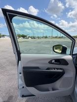 2023 CHRYSLER VOYAGER