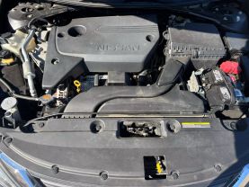 2017 Nissan Altima - Image 17