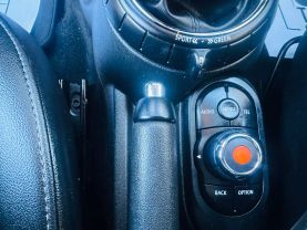 2015 MINI HARDTOP 4 DOOR HATCHBACK 3-CYL, TURBO, 1.5 LITER COOPER HATCHBACK 4D