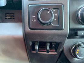 2017 FORD F350 SUPER DUTY CREW CAB 8FT KNAPHEIDE SERVICE BED TRUCK SERVICE/UTILITY TRUCKS V8, FLEX FUEL, 6.2 LITER XL PICKUP 4D 8 FT - Eddies Auto Sales