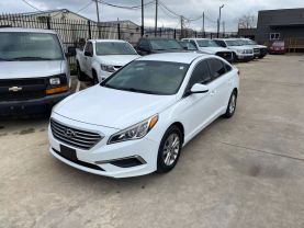 2017 HYUNDAI SONATA SEDAN 4-CYL, PZEV, 2.4 LITER SE SEDAN 4D at Motors On Wheels - used car dealership in Houston, Texas.