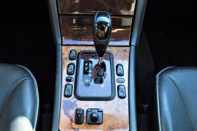 2001 MERCEDES-BENZ E-CLASS SEDAN V6, 3.2 LITER E 320 AWD SEDAN 4D