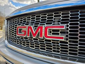 2011 GMC SIERRA 1500 CREW CAB PICKUP V8, FLEX FUEL, 5.3 LITER SLE PICKUP 4D 5 3/4 FT