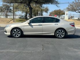 2017 HONDA ACCORD SEDAN - AUTOMATIC - Dart Auto Group