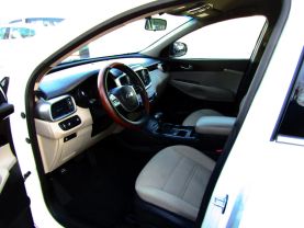 2019 KIA SORENTO SUV V6, GDI, 3.3 LITER LX SPORT UTILITY 4D