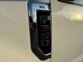 2019 FORD F350 SUPER DUTY REGULAR CAB & CHASSIS CAB CHASSIS V8, FLEX FUEL, 6.2 LITER XL CAB & CHASSIS 2D