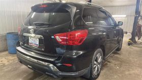 2017 Nissan Pathfinder - Image 3