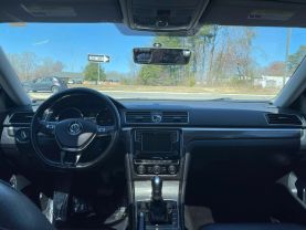 2016 Volkswagen Passat - Image 10