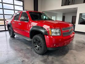 2011 CHEVROLET AVALANCHE SUV V8, FLEX FUEL, 5.3 LITER LTZ SPORT UTILITY PICKUP 4D 5 1/4 FT