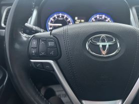 2017 TOYOTA HIGHLANDER SUV V6, 3.5 LITER XLE SPORT UTILITY 4D
