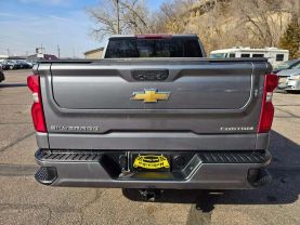 2022 CHEVROLET SILVERADO 1500 LIMITED CREW CAB PICKUP 4-CYL, TURBO, 2.7 LITER CUSTOM PICKUP 4D 5 3/4 FT