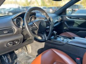 2017 Maserati Levante - Image 15