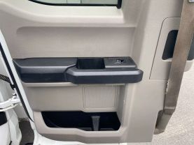 2017 FORD F350 SUPER DUTY SUPER CAB 9FT KNAPHEIDE SERVICE BED TRUCK SERVICE/UTILITY TRUCKS V8, 6.2 LITER XL 4D - Eddies Auto Sales