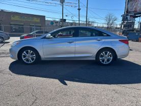 2013 Hyundai Sonata - Image 6