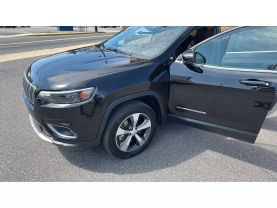 2019 JEEP CHEROKEE SUV V6, 3.2 LITER LIMITED SPORT UTILITY 4D