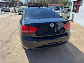 2015 VOLKSWAGEN PASSAT SEDAN 4-CYL, TURBO DSL, 2.0L TDI SE SEDAN 4D