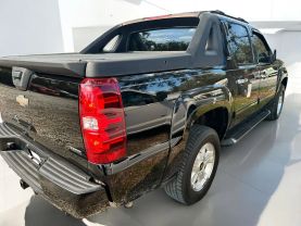 2011 CHEVROLET AVALANCHE SUV V8, FLEX FUEL, 5.3 LITER LT SPORT UTILITY PICKUP 4D 5 1/4 FT