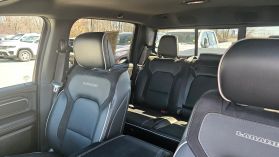 2025 Ram 1500 Crew Cab - Image 12