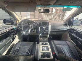 2016 CHRYSLER TOWN & COUNTRY - V6, 3.6 LITER TOURING MINIVAN 4D