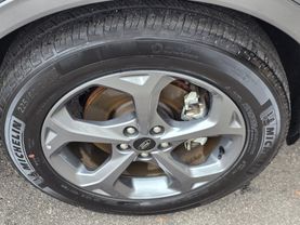 2023 Ford Escapest-line Sport Utility 4d - Image 28
