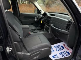 2011 JEEP LIBERTY SUV V6, 3.7 LITER SPORT SUV 4D
