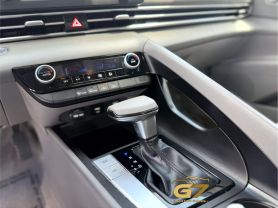 2023 Hyundai Elantra - Image 20