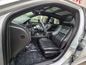 2022 Chrysler 300300s V6 Sedan 4d - Image 12