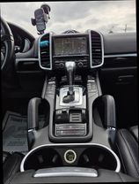 2014 Porsche Cayenne - Image 19