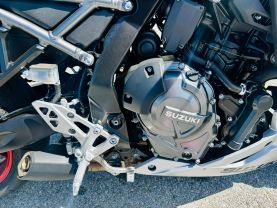 2024 SUZUKI GSX800FRQM4 GSX-8R SPORTBIKES - -