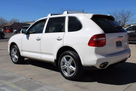 2008 Porsche Cayenne - Image 3