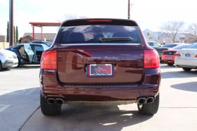 2004 Porsche Cayenne - Image 15