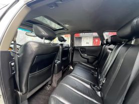 2005 Nissan Murano - Image 11