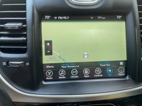 2017 CHRYSLER 300 SEDAN V6, 3.6 LITER 300C SEDAN 4D