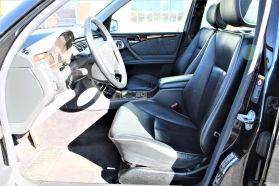 2001 MERCEDES-BENZ E-CLASS SEDAN V6, 3.2 LITER E 320 AWD SEDAN 4D
