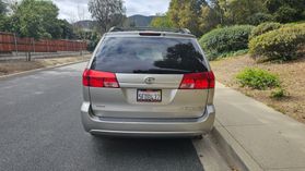 2004 TOYOTA SIENNA LE MINIVAN 4D