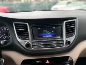2017 HYUNDAI TUCSON SUV 4-CYL, 2.0 LITER SE SPORT UTILITY 4D