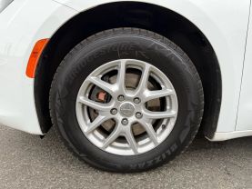 2020 CHRYSLER VOYAGER VAN V6, 3.6 LITER LX MINIVAN 4D