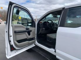 2019 FORD F350 SUPER DUTY SUPER CAB 8FT READING ENCLOSED SERVICE BED TRUCK SERVICE/UTILITY TRUCKS V8, 6.2 LITER XL PICKUP 4D 8 FT - Eddies Auto Sales