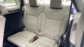 2020 Land Rover Discovery - Image 25