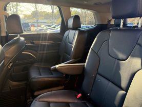 2021 KIA TELLURIDE SUV V6, GDI, 3.8 LITER SX SPORT UTILITY 4D - Gesner Auto Inc in Taunton, MA, 41.88613, -71.14527
