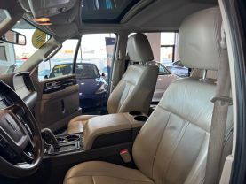 2017 LINCOLN NAVIGATOR SUV V6, TWIN TURBO, 3.5 LITER SELECT SPORT UTILITY 4D