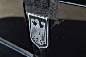 2001 MERCEDES-BENZ E-CLASS SEDAN V6, 3.2 LITER E 320 AWD SEDAN 4D